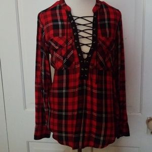 Plaid long sleeved shirt